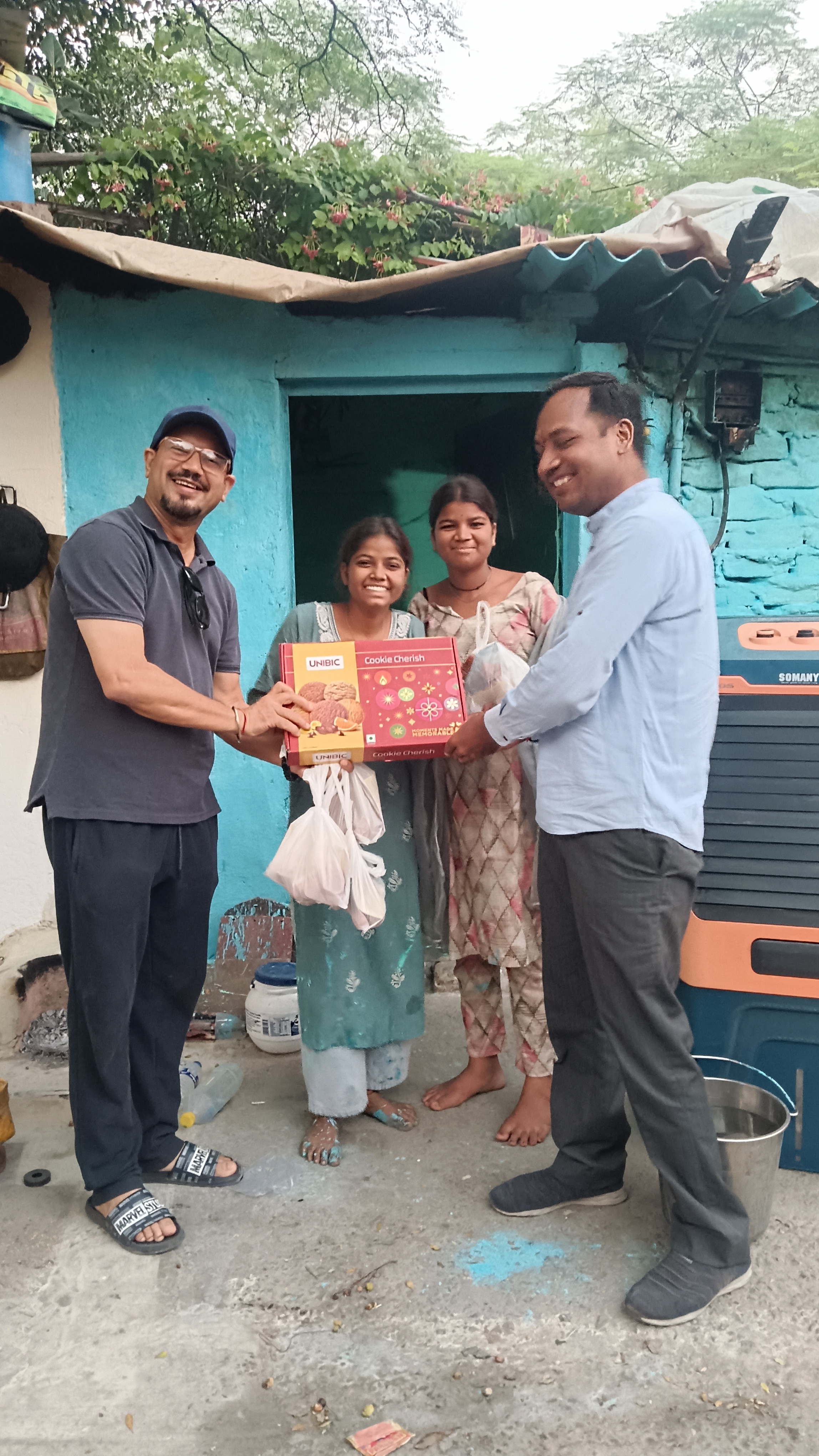 निःशुल्क दीपावली दिया वितरण कार्यक्रम